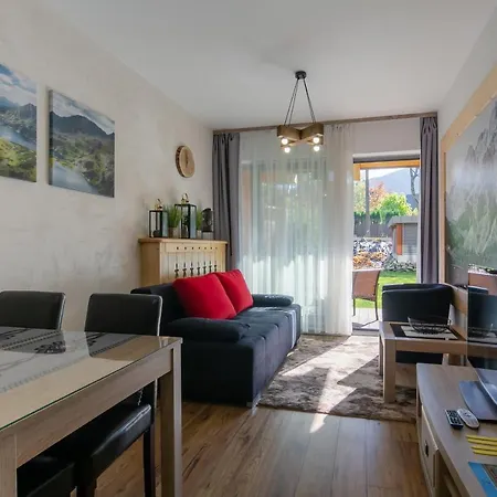 Apartament Nmor דירה