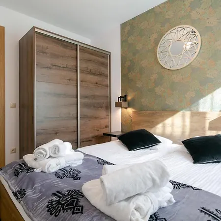Apartament Nmor דירה *